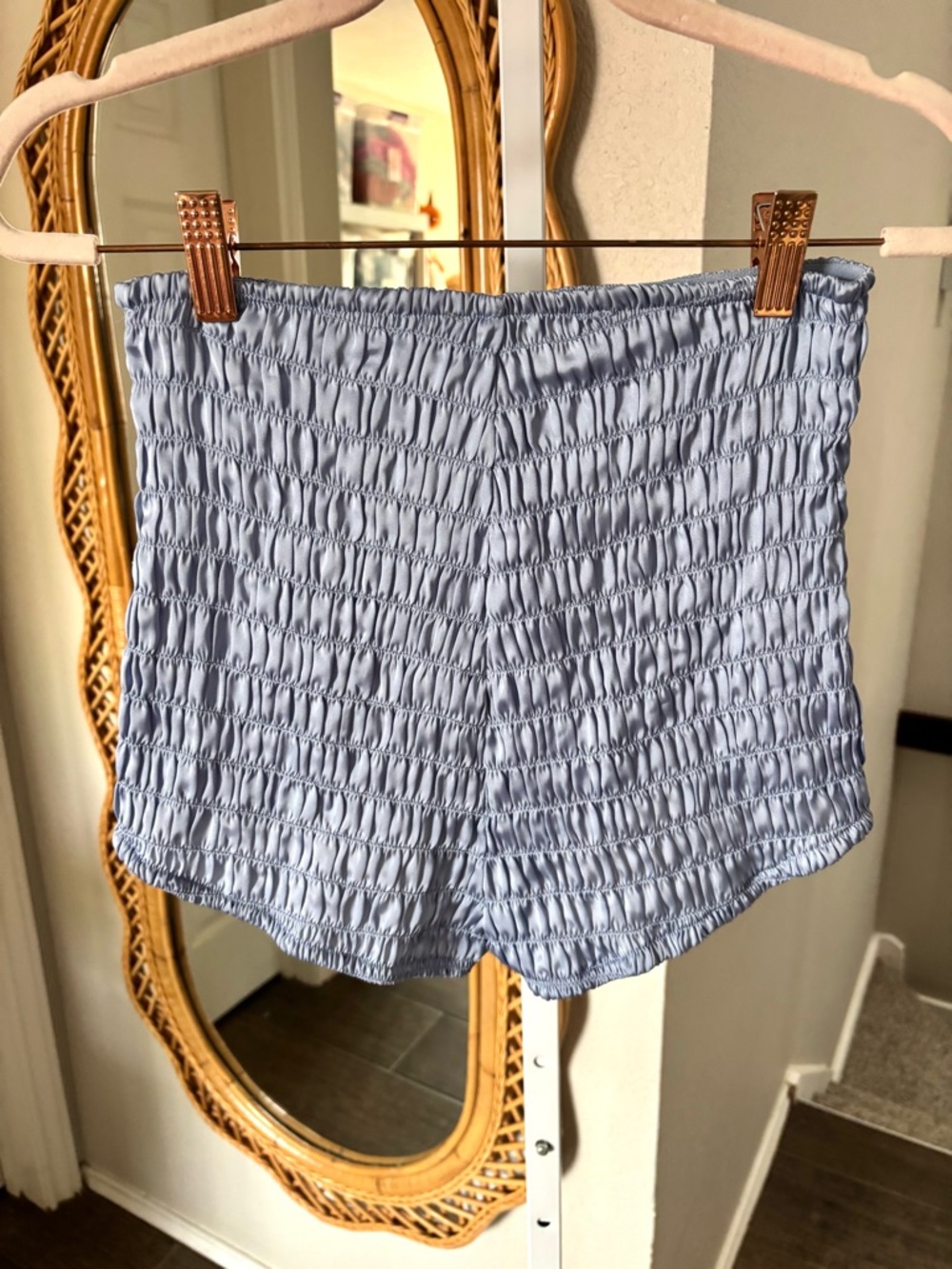 Free People / NWT Bloomer Small Ruched Detail Periwinkle Blue Stretch Shorts - Picture 3 of 4
